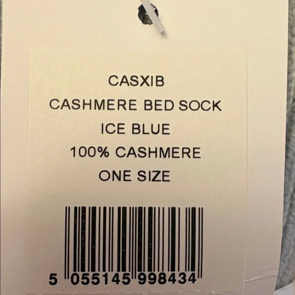 The White Company Pure Cashmere Bed Socks - Pale Blue - Picture 5 of 5